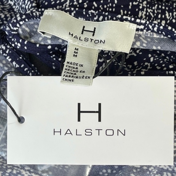 💋NWT Halston Flared Legs Tie Waist Print Scoop Neck Jumpsuit - Picture 13 of 13